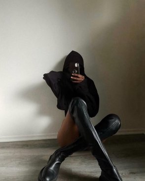 Асель, 28